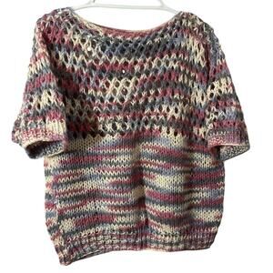 90’s Women’s Hand Knitted / Crocheted SS Sweater Chunky Knit Medium Crop